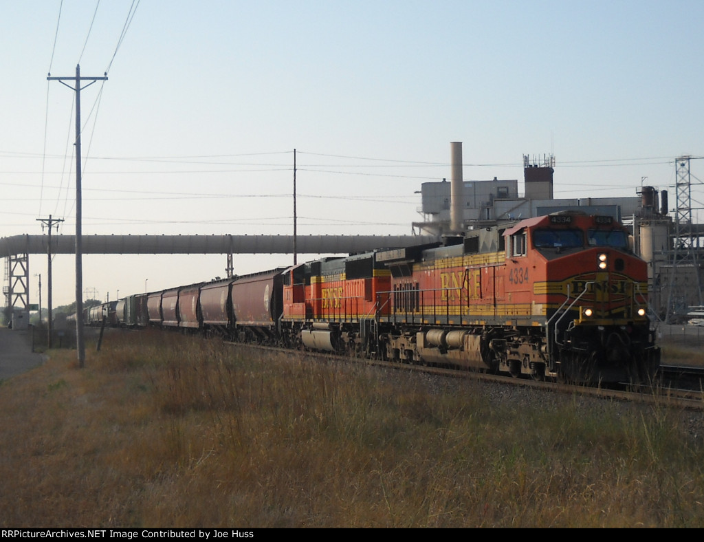 BNSF 4334 West